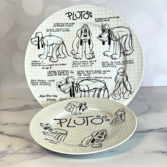 Disney Sketch Book Pluto Plates 10.5"& 8" - Picture 2 of 11